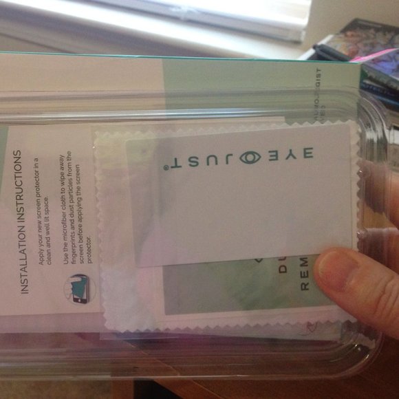 Blue Light Blocking Screen Protector, iphone - Picture 8 of 8